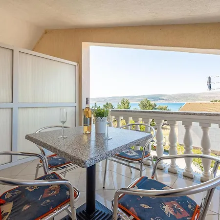 1 Bedroom Lovely In Lejlighed